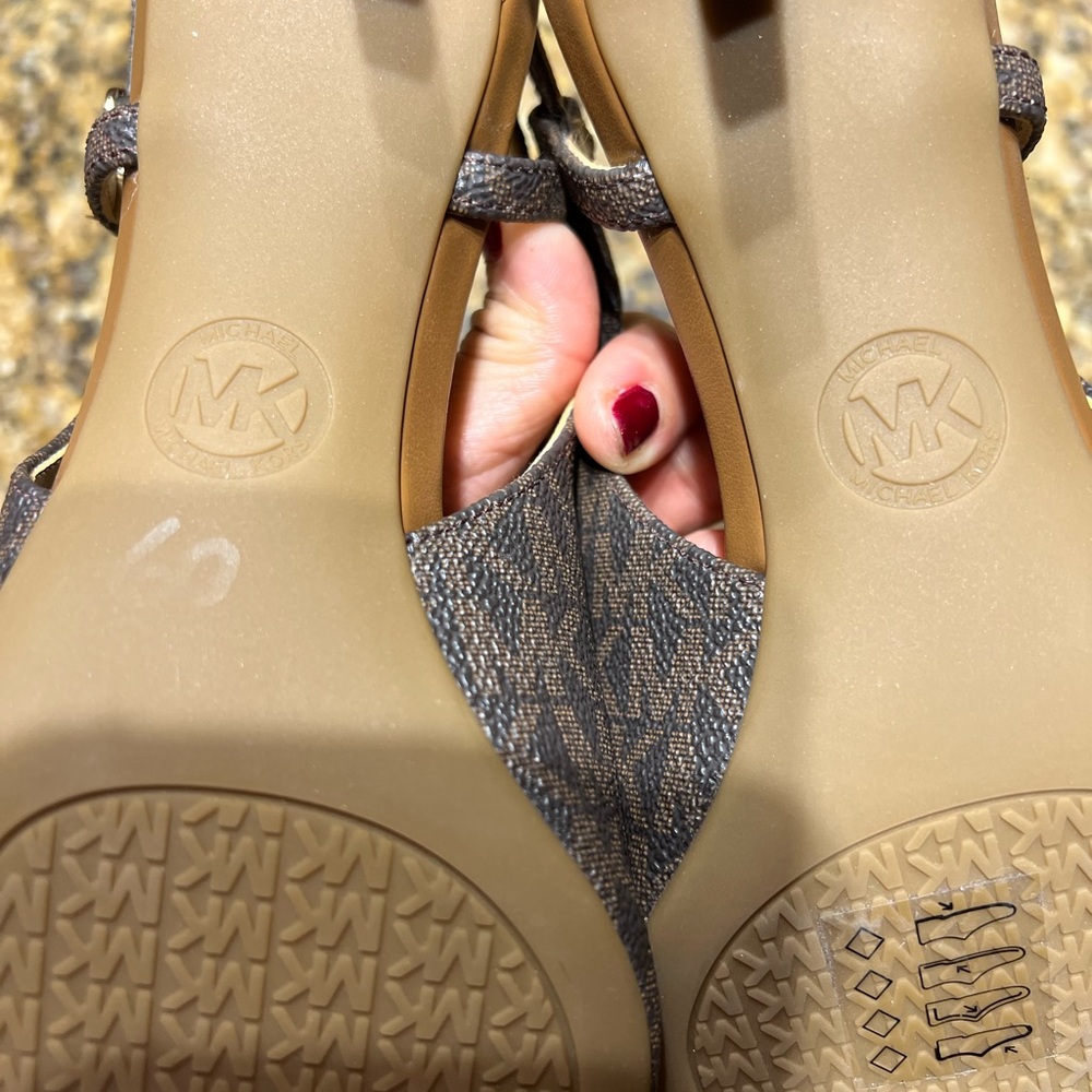 Michael kors Brown Slingback Heels - Picture 7 of 11